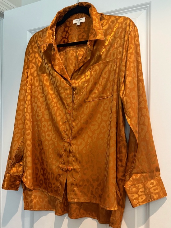 Umgee Tops - Umgee Satin Leopard Jacquard Button-Down Shirt in Burnt Orange